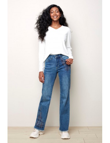 Charlie B Embroidered Wide Leg Jeans C5371-156 Medium-Blue plus qu'un jeu 